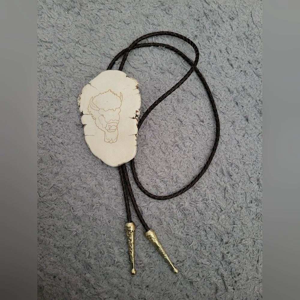 Southwestern Large Buffalo Lazer Cut Howlite Slab Bolo Tie Necklace Western